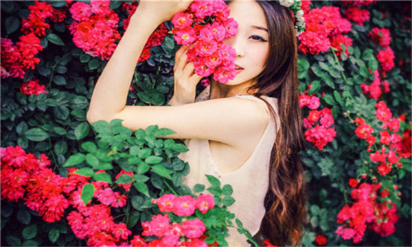 德格找女人生小孩多少钱一次合适,想找一个女性生孩子给报酬