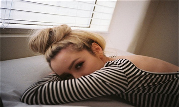 德格帮别人生小孩女人,帮别人生小孩女人会怎么样 德格帮别人生小孩女人,帮别人生小孩女人会怎么样